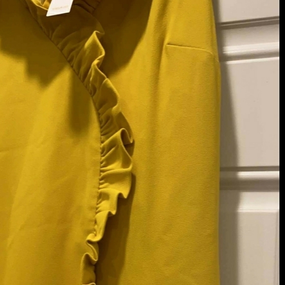 Trina Turk Atlantis Ruffled V-Neck Sleeveless Dres - Picture 10 of 13